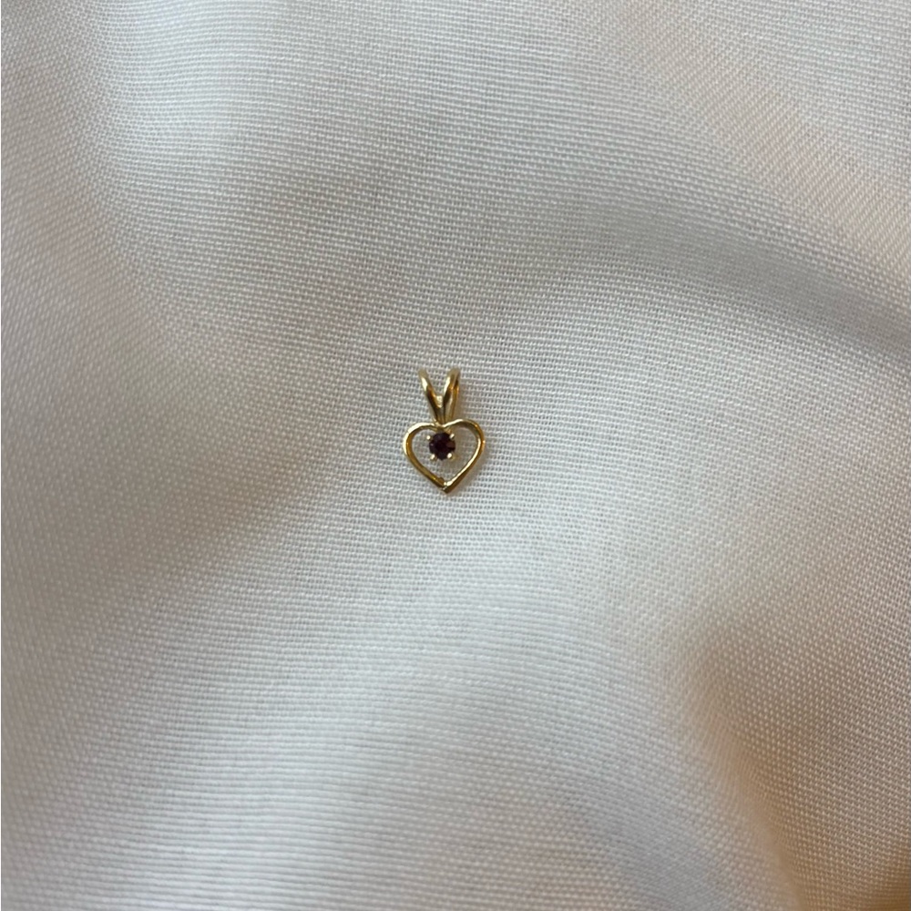 Gold Heart Pendant with Amethyst Gemstone